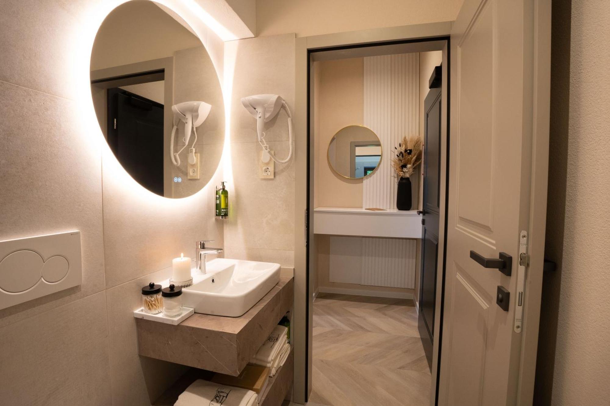 Kalan Boutique Stay Жировниця Номер фото